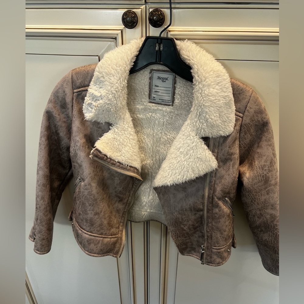 Mayoral Girl faux leather shearling jacket   Size 8